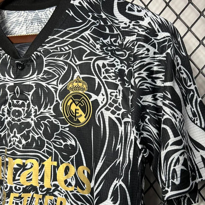 Maillot Real Madrid foot concept 2024 2025