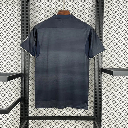 Maillot Real Madrid extérieur 2025-26