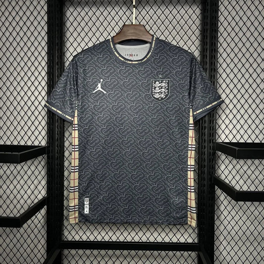 Maillot Angleterre Concept Burberry 2024/2025