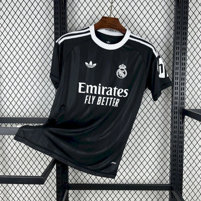 Maillot Real Madrid Entraînement 2025/2026